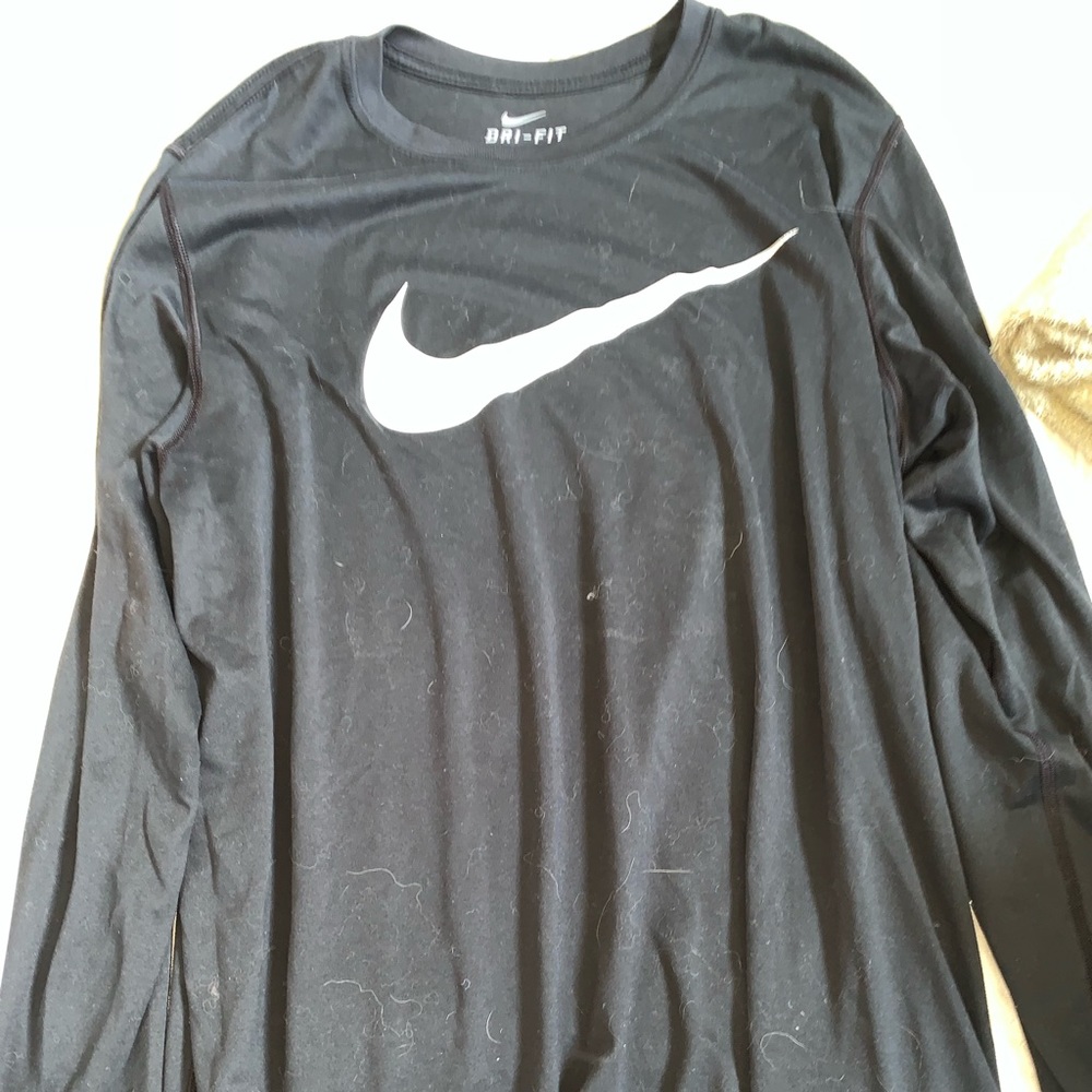 Black NIKE long sleeve tee